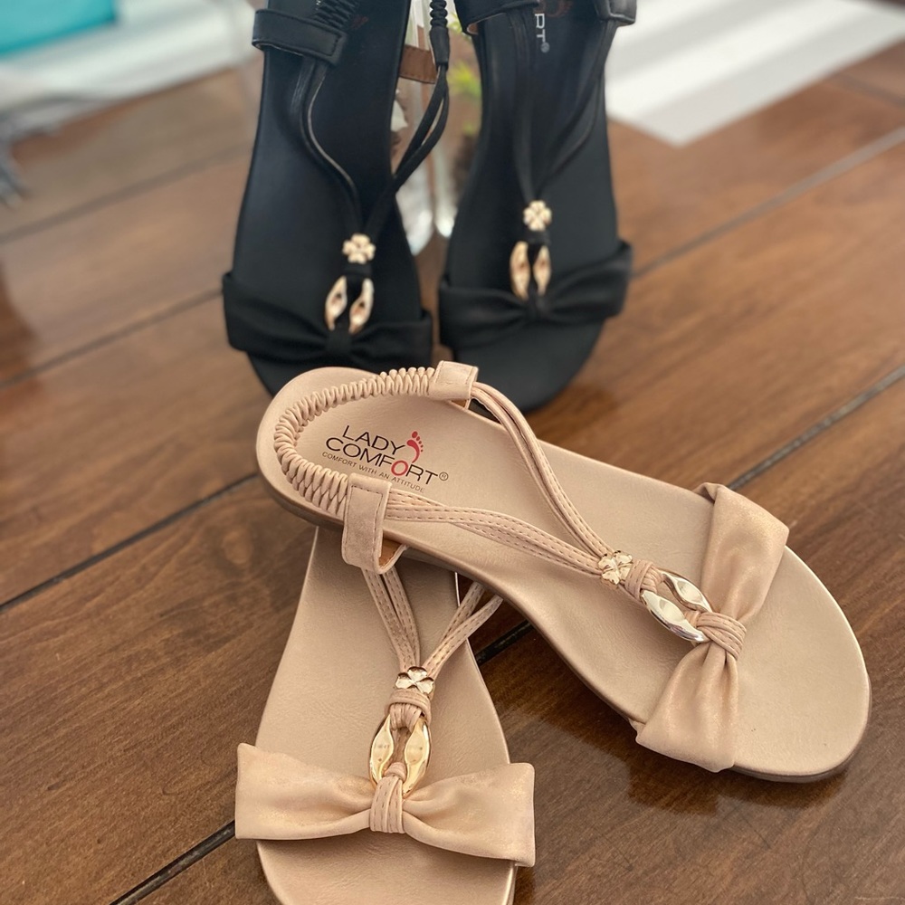 2 pairs of cute sandals